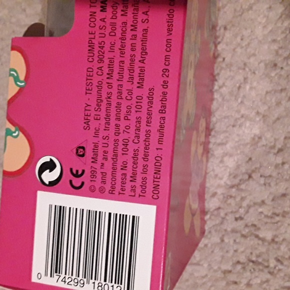 1997 Special Edition Holiday Treats Barbie - Picture 3 of 4